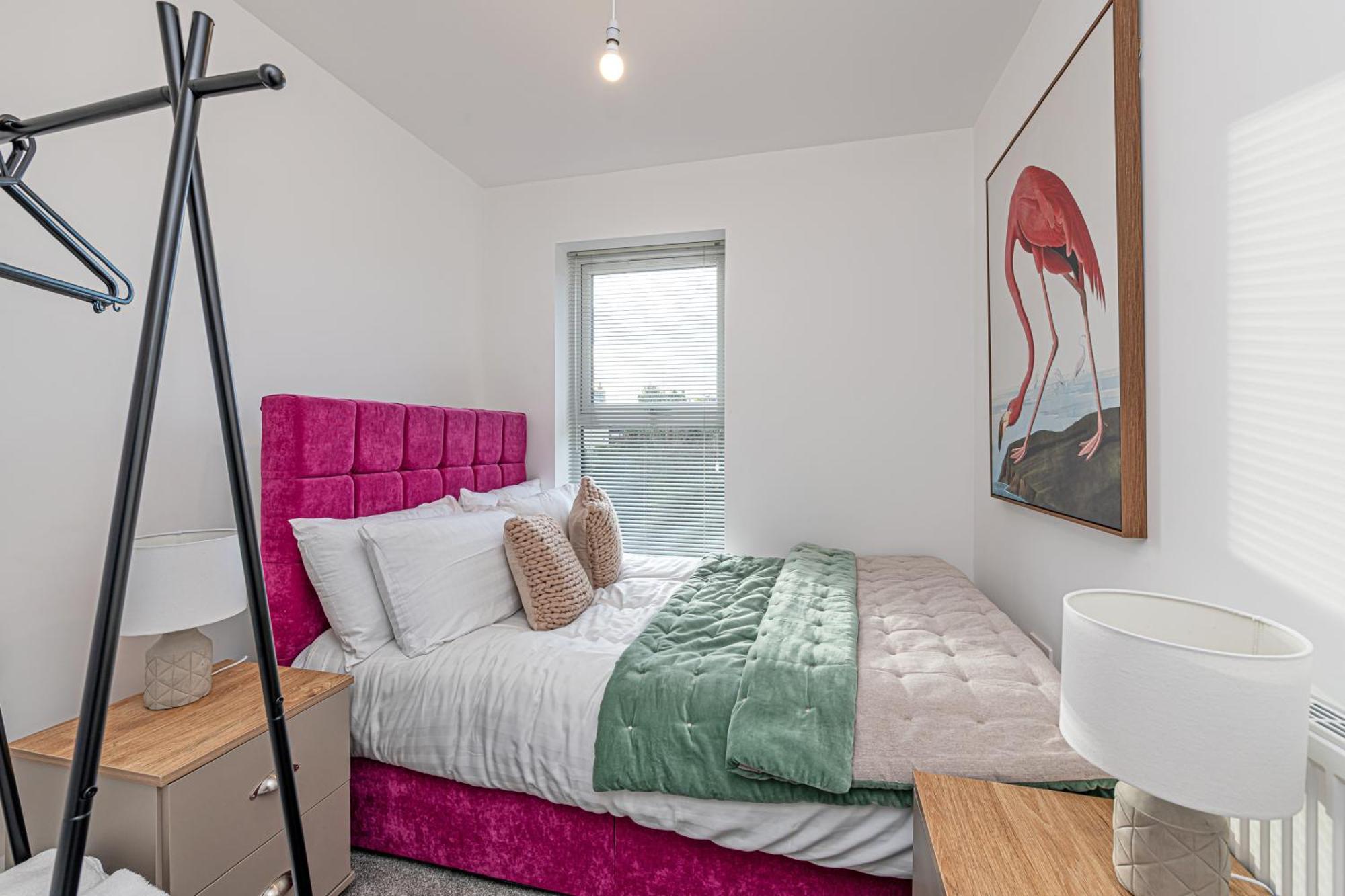 Gospel Heights Luxury Apartments With Parking Heswall Extérieur photo