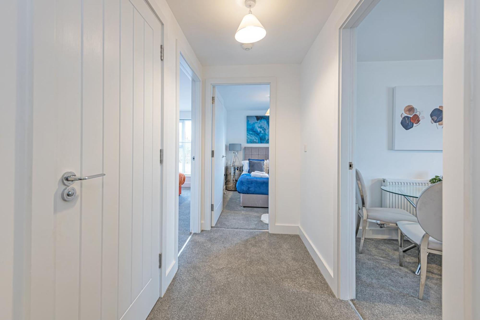 Gospel Heights Luxury Apartments With Parking Heswall Extérieur photo